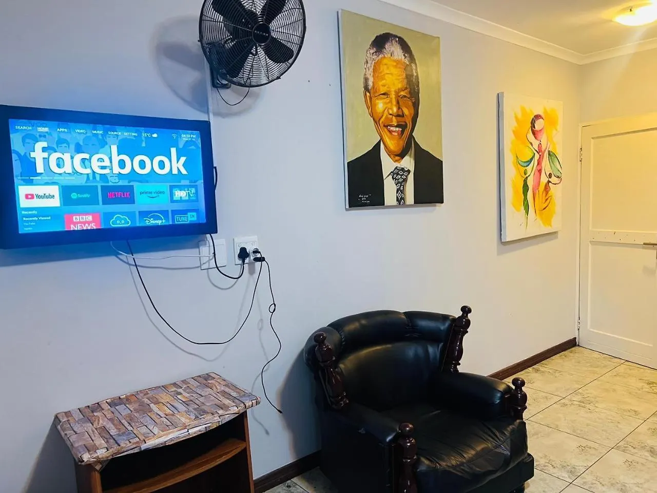 Parow City -Star Legend Lodge Cape Town